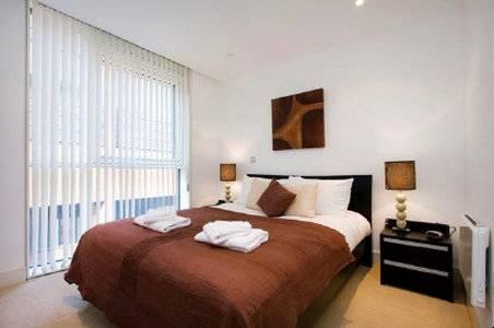 Times Square Serviced Apartments Londen Buitenkant foto