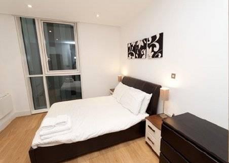 Times Square Serviced Apartments Londen Buitenkant foto